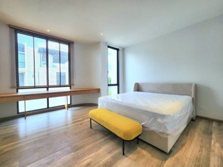 ขาย ทาวน์โฮม Luxury-Townhome-Located-in-the-heart-ofRamaIII–Sathupradit ทาวน์โฮมหรูพระราม3 รายล้อมด้วยโรงเรียนนานาชาติ Luxury-townhome-Rama3-For-Home-office ใกล้สาทรสีลม